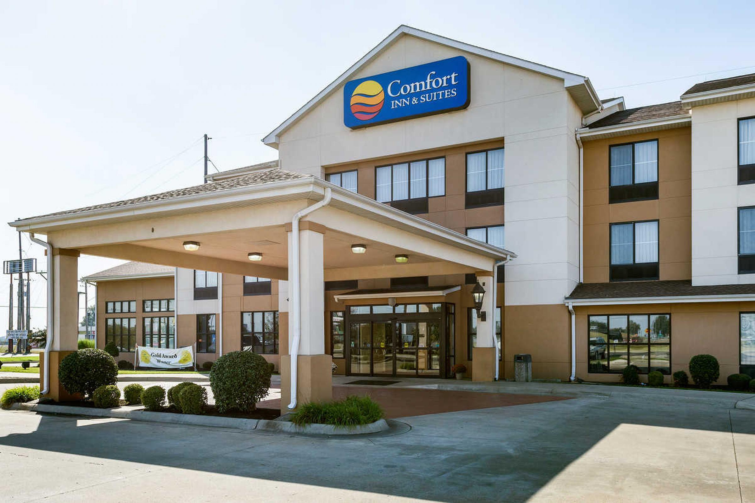 Comfort Inn & Suites Блайтвил Екстериор снимка