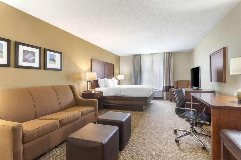 Comfort Inn & Suites Блайтвил Стая снимка