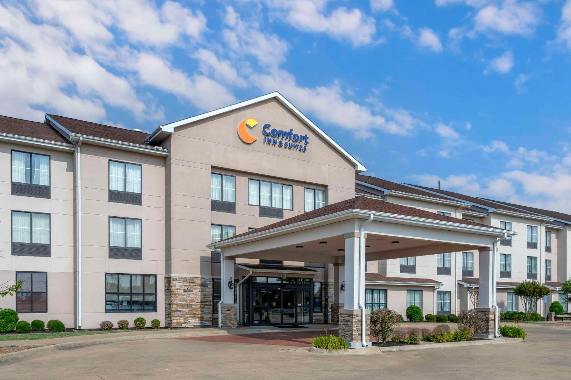 Comfort Inn & Suites Блайтвил Екстериор снимка